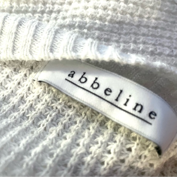 Abbeline Soft Waffle Knit Oversized Sweater - Picture 5 of 6